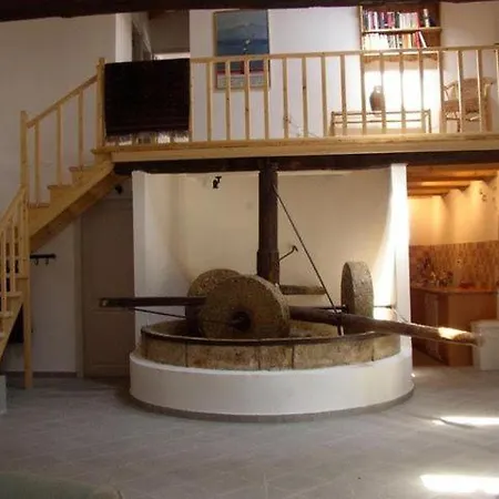 Prázdninový dům Olive Press *